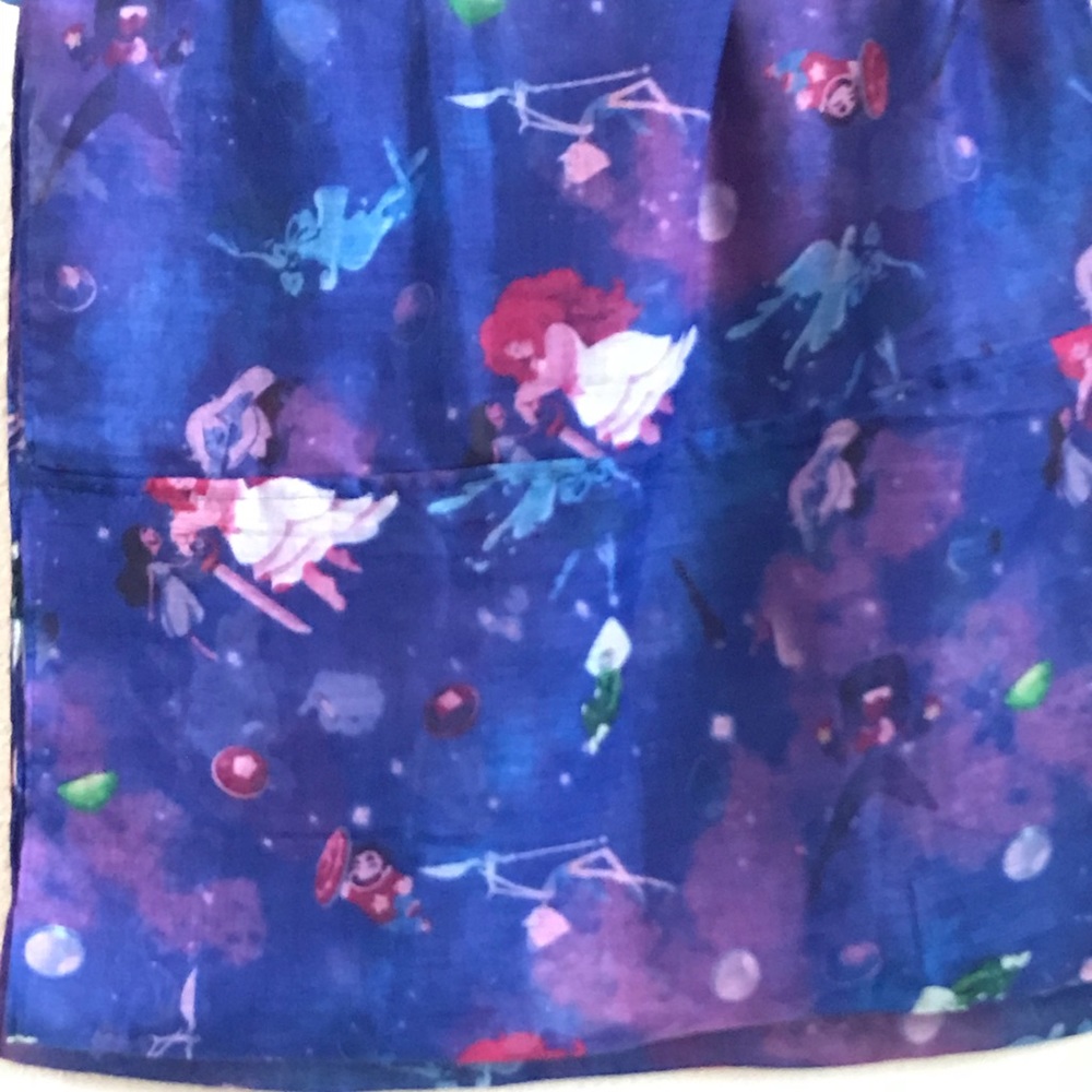 Steven Universe Lootwear Exclusive infinity scarf!